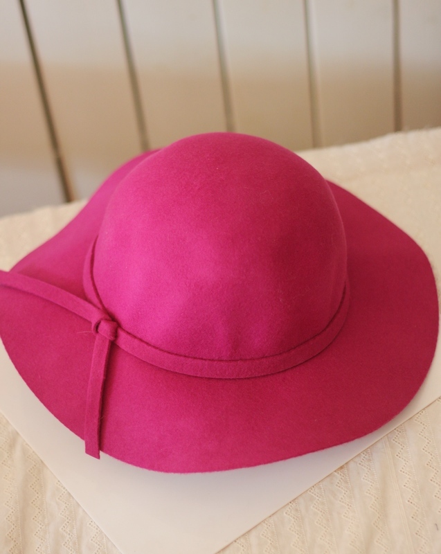 Fashion small dome women's simple paragraph woolen fedoras hat/Wide-Brimmed Sheep Woman's Hat