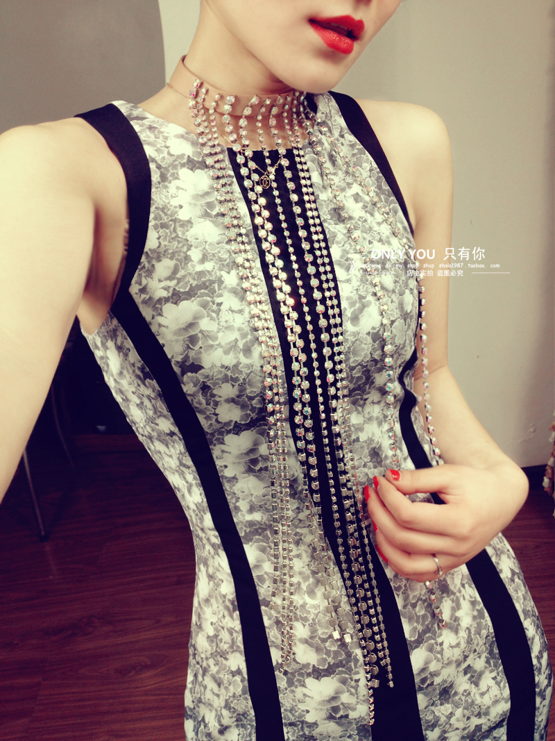 Fashion vintage ladies o-neck elegant gradient color block flower slim sleeveless vest one-piece dress