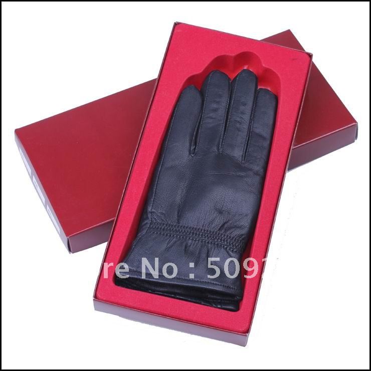 Fashion women's leather gloves