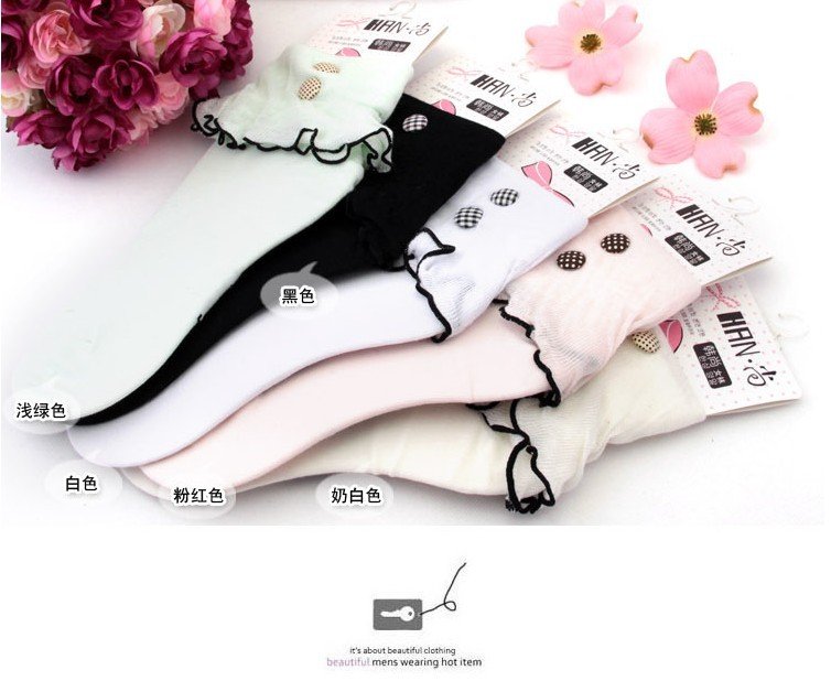 Fashion  Women's  Short Socks /Cute Button Style/Breathable Cotton Socks/ Lace Bordered/Wholesale EMS Free#4