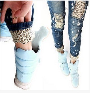 Female leopard print wearing white retro finishing hole butt-lifting pencil jeans roll up hem applique Free Shipping W1314
