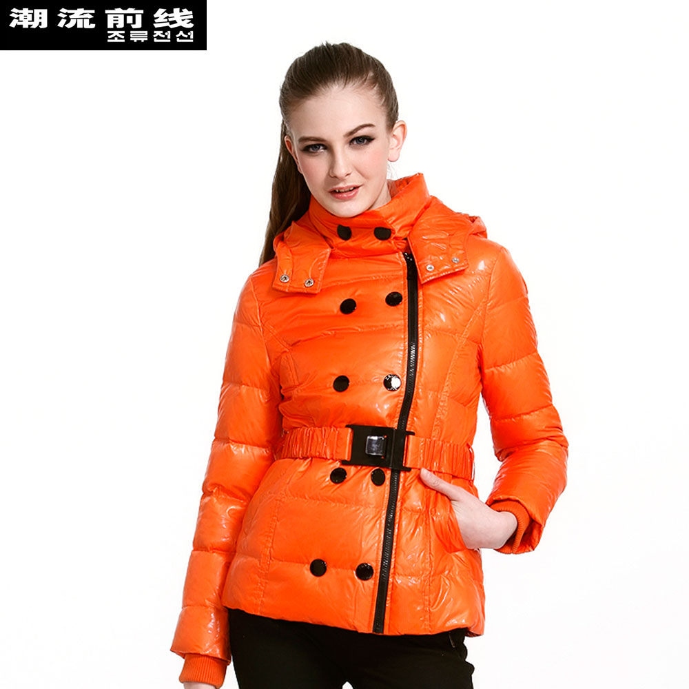 Female shorts down thermal trend outerwear