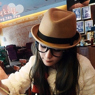 Female spring and autumn wool fedoras classic vintage roll-up hem fashion jazz hat