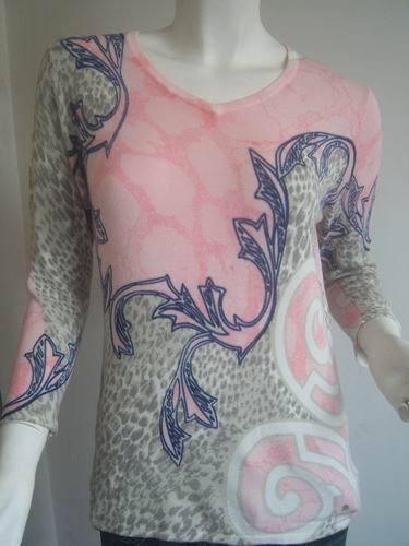 Floral pattern V Neck  Women's sweatrs More than 100 free shipping Size  s l m sl