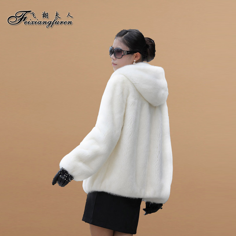 Flying Lady 2012 Special Women U.S. imported mink fur to coat entire Diaoqiu skin white hooded