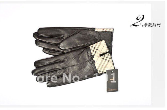 FREE SHIPMENT,Fashion lady's gloves,winter warm gloves,leather gloves,with five fingers,free size for women