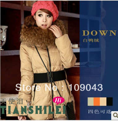 FREE SHIPPING ,1 PCS ,4 COLOR  Winter fashion raccoon large fur collar female  thickening slim down coat fashion down jacket