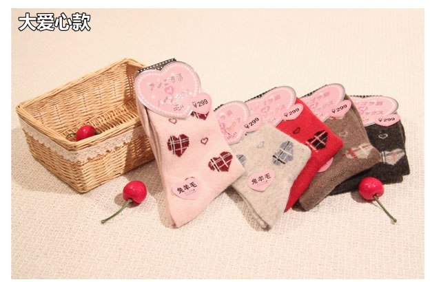 free shipping 10 pieces/lot lovely heart woman winter warm wool socks
