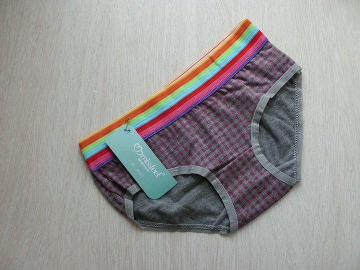 Free shipping (10 pieces/lot) missfeel flagship of quality sexy underwear,d42086,purple
