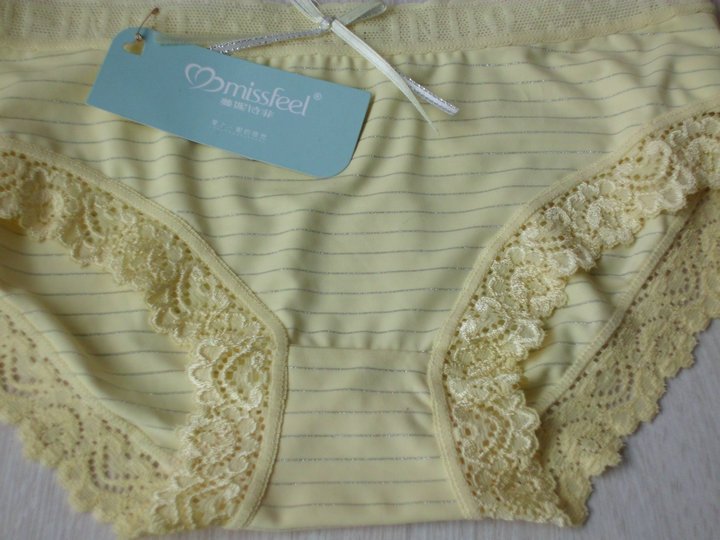 Free shipping (10 pieces/lot) missfeel high quality women's underwear.d42017 yellow