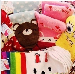 Free Shipping (10pairs/lot) Wholesale Price 100% cotton cartoon slippers socks mixed color