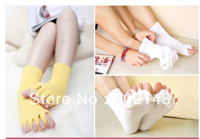 Free shipping 1pair/lot newest quality keep-fit massage warm  five toes socks