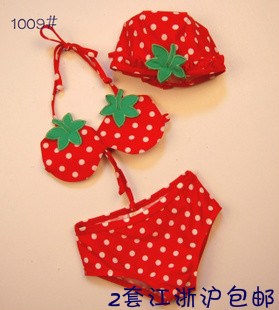 Free Shipping 1set  one piece Children's Swimwear girl bikini baby split baby Strawberry Children's Swimwear style