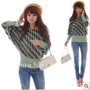Free shipping! 2012 Autumn Corea New Style Stripe Bat sweater Wholesale Free size Two colors