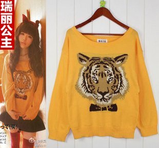 Free shipping-2012 autumn new arrival women's sweater  vivi tiger head knitting pullover outwear yellow black gray blue red