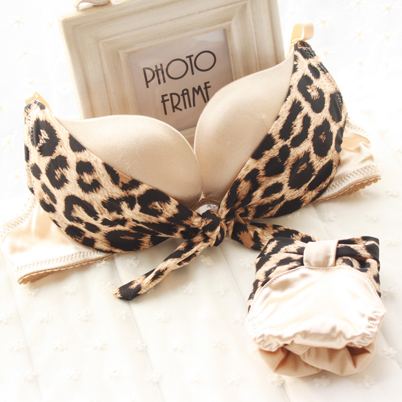 free shipping! 2012 belt insert sexy leopard print underwear beige bra set leopard print