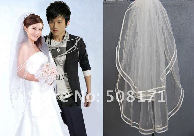 Free Shipping 2012 Elegant New Without Tags  Double Layer  White And Ivory  Wedding Veils Bridal Veils With Comb