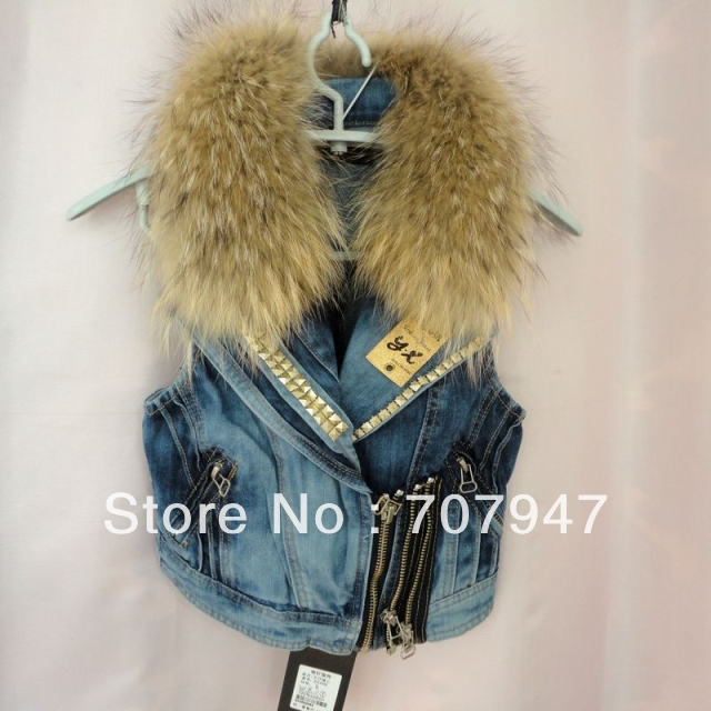 Free shipping  2012 Fashion jean vest for women Natural raccoon fur collar denim vest  fur vest waistcoat gilet Wholesale