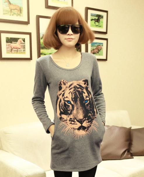 Free shipping! 2012 fashion  Thick warm tiger head backing long jacket  X16354514584