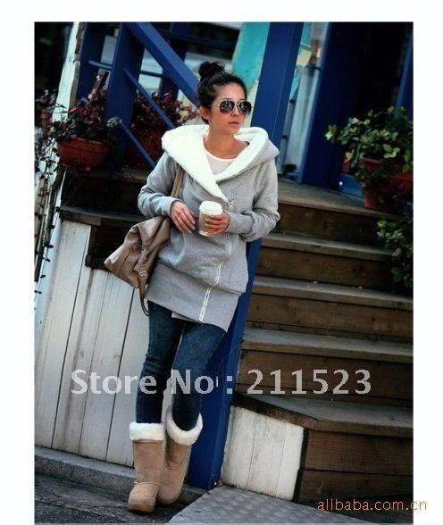 Free shipping! 2012 Fashion thicken warm lamb fur cotton-padded clothes for women, long style woman winter overcoat/outwear