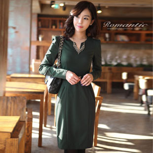 Free shipping 2012 hot autumn and winter 'OL' outfit slim waist fashion v-neck plus size women's puff long-sleeve dress/3 color