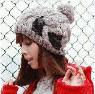Free shipping 2012 hot fashion bow stocking cap wool cap The Big Sphere Ms. knitted hat
