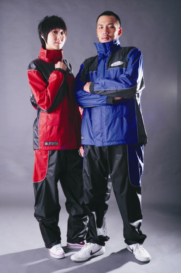 free shipping  2012 new arrival freedom driver fashion  poncho ride outdoor  rain pants set  raincoat