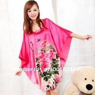 Free shipping 2012 New arrival!! wholesale silk garments ,lovely women Silk pajamas 3pcs/lot