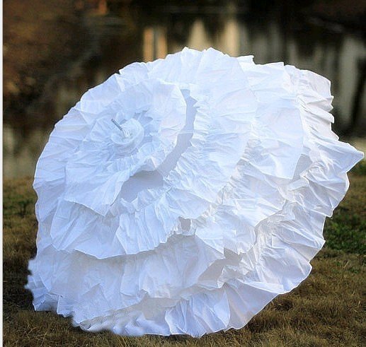 Free Shipping,2012 new Design 100% silk cloth Handmade Craft Lace Wedding Parasol  Bride umbrella super Beautiful cake umbrella