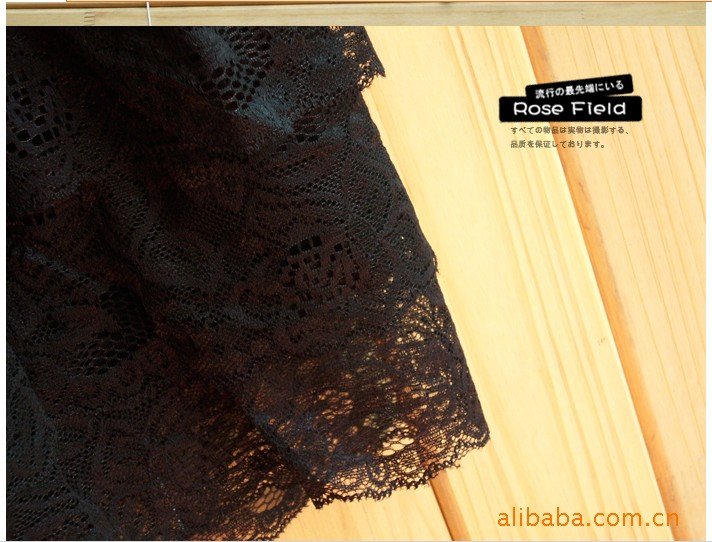 Free shipping! 2012 summer high fashion 3 layers lace shorts women with knot,color black and white,wholesale,20 pcs/lot