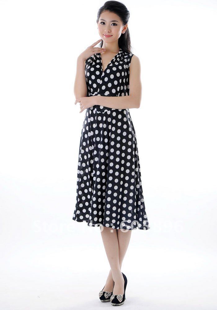 Free shipping-2012 summer new item milk silk fashion dresses ladies' garment sexy V-neck L~XXXL have large size-black&white dot