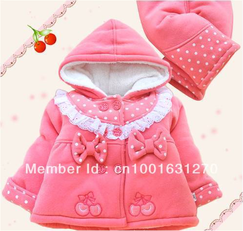 Free Shipping_2012 Winter Girls Suit Warm_Lovely Polka Dot Kids Thickness Cotton Clothing Set_Wholesale and Retail_Fast shipping