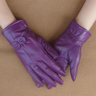 free shipping 2012 winter women's Women thermal fashion gloves leather gloves purple bow leather gloves genuine leather gloves