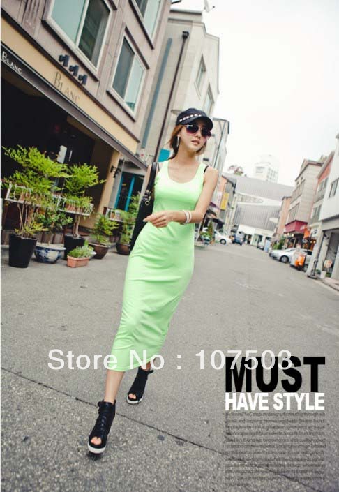 Free shipping 2013 Korean lady Women's Summer fashion new sexy halter shoulder strap sleeveless dress black green w10852