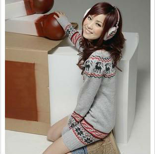 Free Shipping 2013 New arrival Yiren Fashion Women's Vintage Long Sleeve Knitted Sweater Warm Pullover