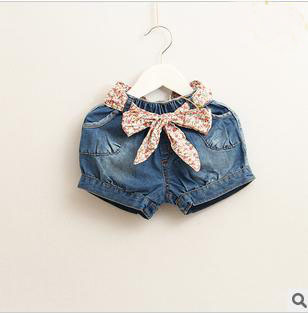 Free shipping 2013 new girls washed denim shorts the butterfly knot bloomers children jeans