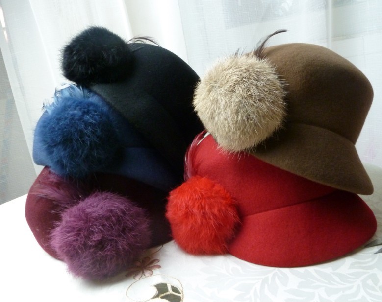 Free shipping 2013 new Romantic equestrian cap rabbit fur ball decoration woolen hat