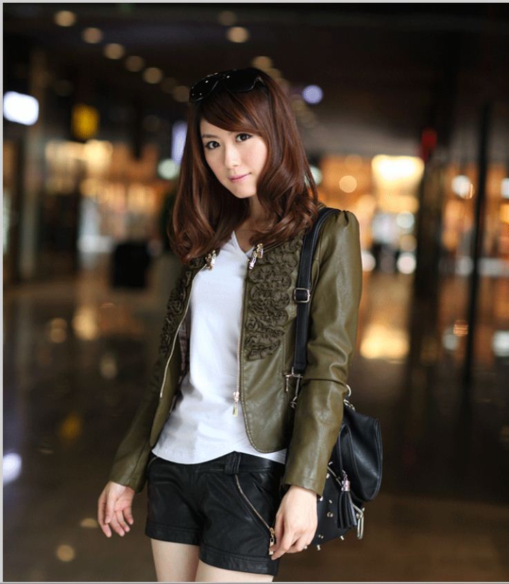 Free shipping 2013 new spring and autumn short paragraph leather motorcycle good Quality women's coat fur jacket coat