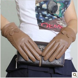Free Shipping 2013 Newest Style Winter Warm Bowknot Genuine Leather Women Gloves 1Pair/lot Fashionable Women Mittens