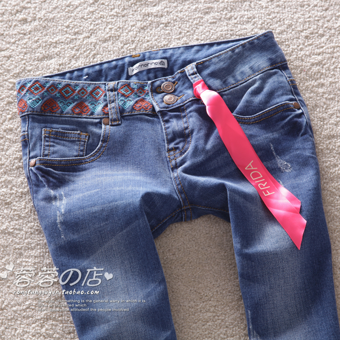 Free shipping 2013 slim embroidery blue jeans wearing white skinny jeans woman jeans pants Fashion pencil pants Wholesale
