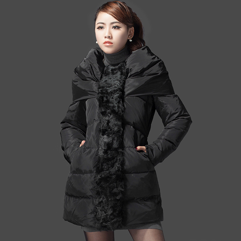 Free Shipping 2013 Spring NEW Women's  slim down coat long overcoat design thickening trench fur collar  down coat women