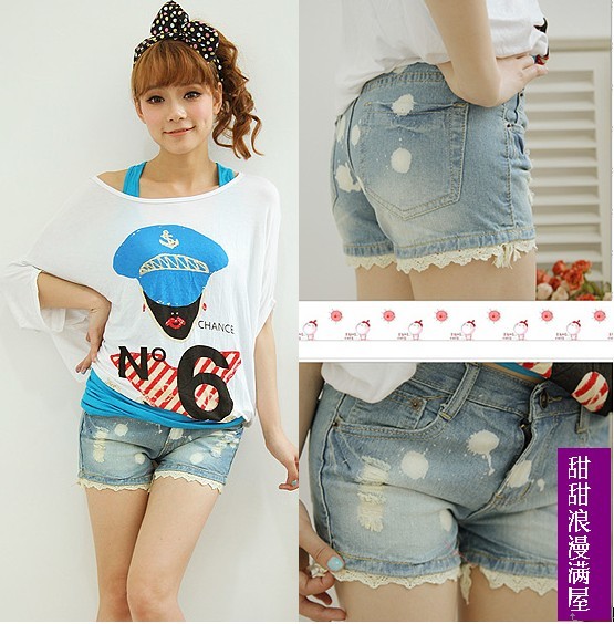 Free Shipping 2013 summer women's 3778990 sweet lace decoration light color wearing white denim shorts wholesale