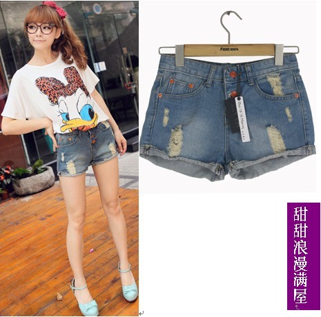 Free Shipping 2013 summer women's orange button 3787310 retro finishing distrressed roll-up hem denim shorts wholesale