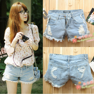 Free shipping 2013 summer women's vivi magazine tassel moben hole single-shorts low-waist denim jeans women shorts female