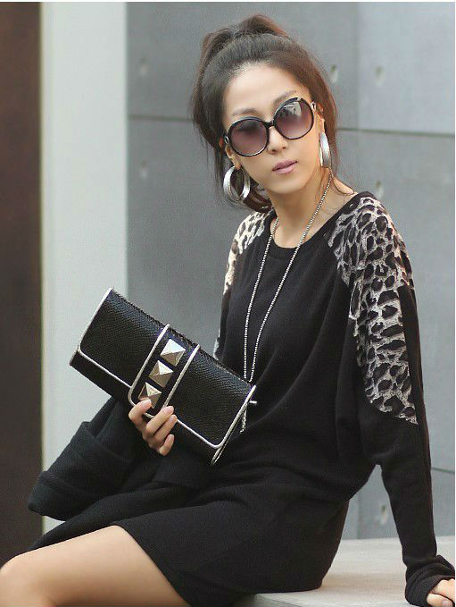 Free shipping !2013 women sweaters Fashion Leopard printed pullovers black&white dress/women's clothing hoodies Wholesale
