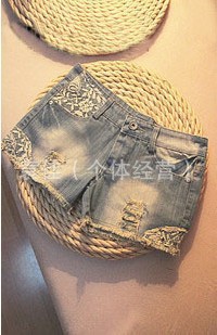 Free shipping 2013spring and summer2012 new women lace rivets denim shorts shorts, mini super wild super shorts