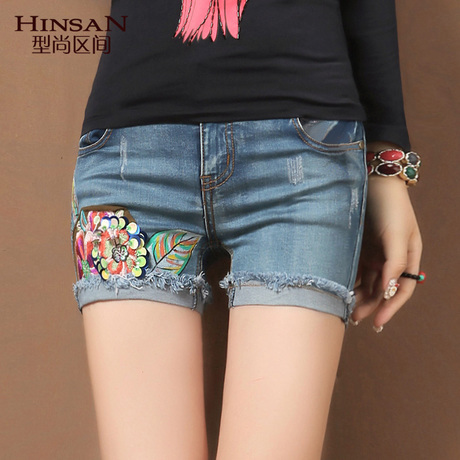 Free shipping 2103 new style summer short capris fashion cotton short jean pants with  Embroidery  China folk style and on sale