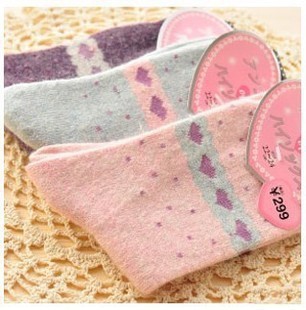 FREE  SHIPPING   2pairs  The new foreign trade export qiu dong warm upset rabbit hair socks in barrel female socks