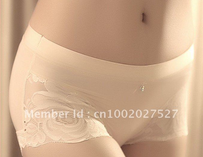 Free shipping (2pcs/lot) Lacy Mention Hip seamless panties