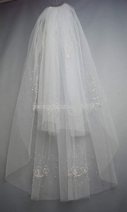 Free Shipping 2T White/ivory Handmade pearl sequins floral Figure Bridal Veil With Com
